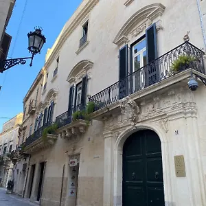 Oda ve Kahvaltı Palazzo Rollo